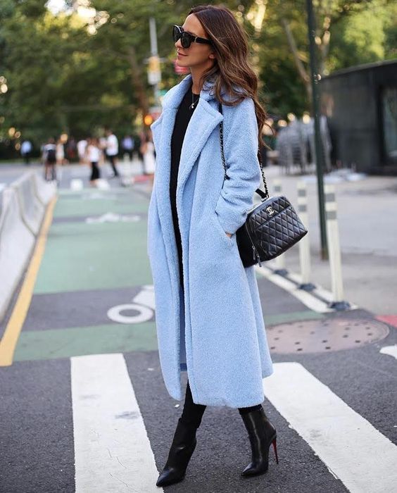 Stílusiskola: így viselj télen babakéket -  -  - babakék, divat, kék, outfit, stílus, tél, 