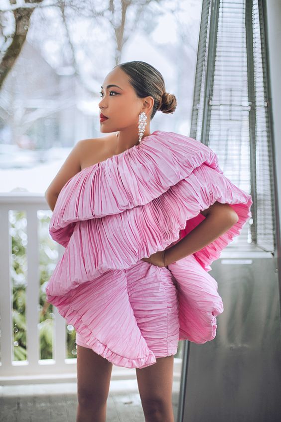 Stílusiskola: rózsaszín outfit ötletek szilveszterre -  -  - divat, outfit, rózsaszín, stílus, szilveszter, 