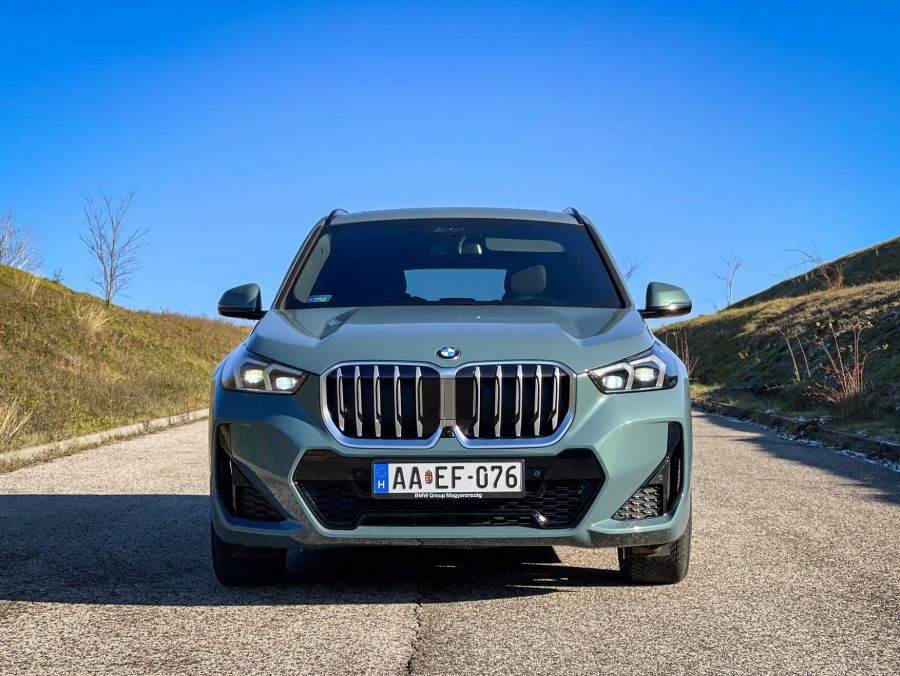 Több, mint egy emelt karosszéria – BMW X1 xDrive23i - Autó & Motor - MOBILITY - 2023 BMW X1 teszt, BMW X1 benzin teszt, BMW x1 teszt, BMW X1 xDrive 23i teszt, x1 bmw, X1 teszt, 
