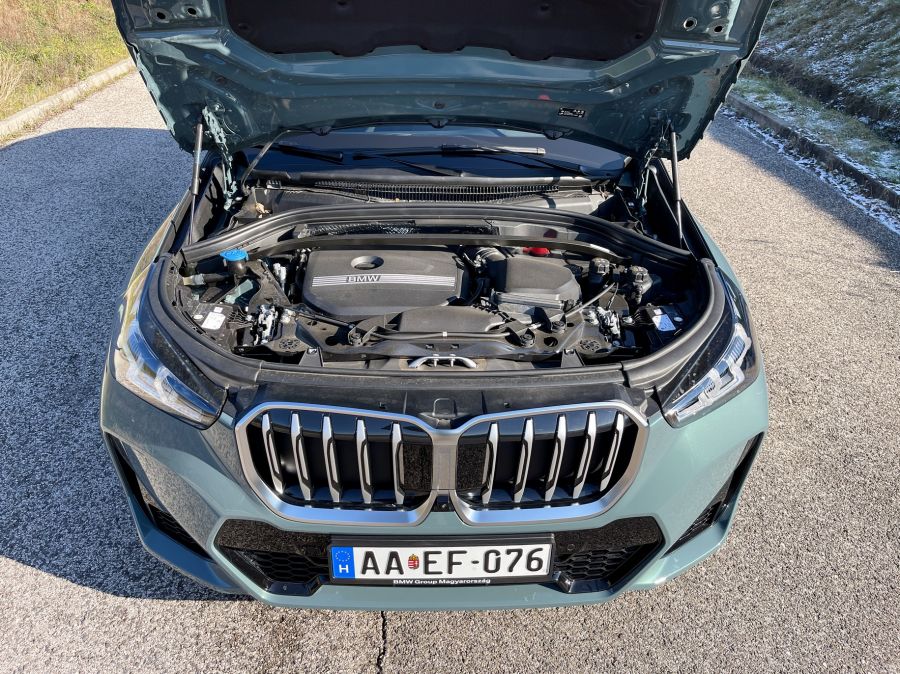 Több, mint egy emelt karosszéria – BMW X1 xDrive23i - Autó & Motor - MOBILITY - 2023 BMW X1 teszt, BMW X1 benzin teszt, BMW x1 teszt, BMW X1 xDrive 23i teszt, x1 bmw, X1 teszt, 