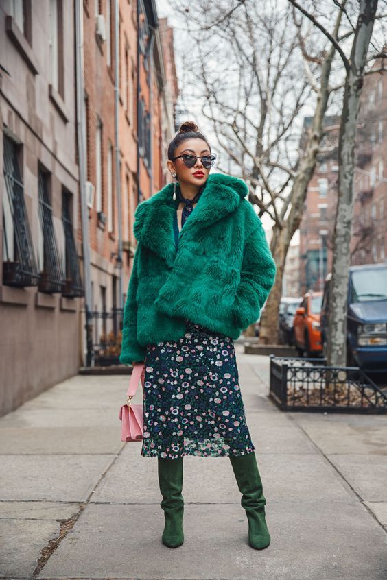 Stílusiskola: virágos ruhák a téli szezonra -  -  - divat, outfit, stílus, tél, virágos ruha, 