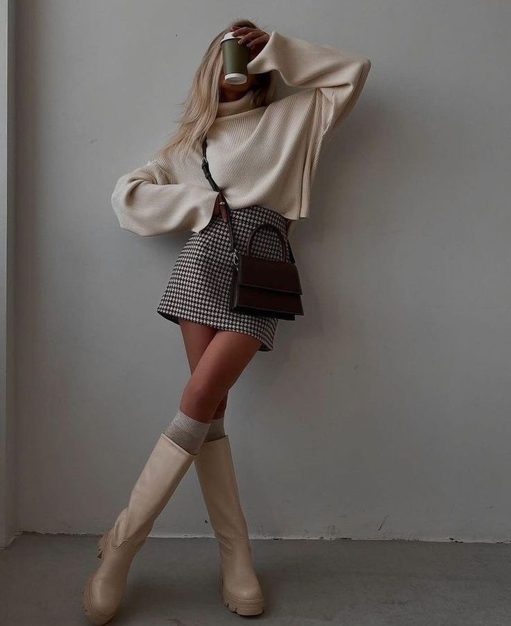 Stílusiskola: így viselj szoknyákat télen, hideg időben -  -  - divat, outfit, stílus, szoknya, tél, 