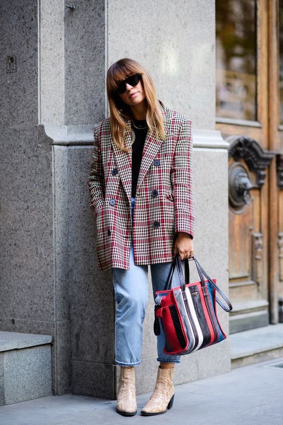 Stílusiskola: így viselj kockás blézereket -  -  - blézer, divat, kockás blézer, outfit, stílus, 