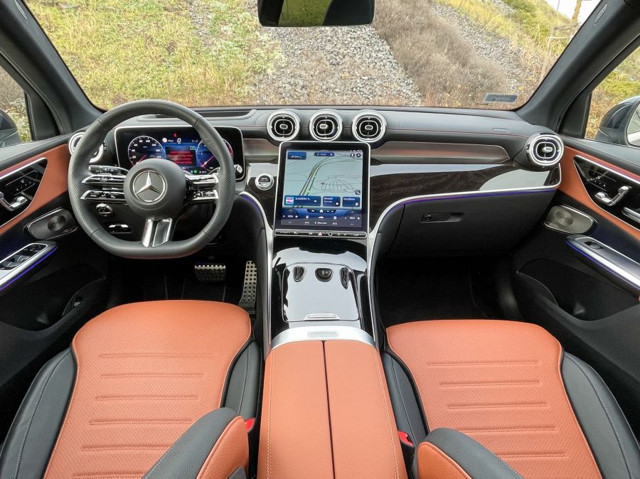 Két lépést előre és egyet sem hátra – Mercedes-Benz GLC Offroader 220d 4MATIC - Autó & Motor - MOBILITY - 2022 mercedes GLC, 2022 Mercedes GLC 220d 4 Matic teszt, 2022 Mercedes GLC teszt, 2023 GLC Mercedes, GLC 220d teszt, GLC mercedes teszt, Mercedes GLC 220d teszt,