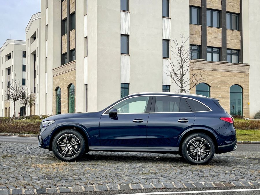 Két lépést előre és egyet sem hátra – Mercedes-Benz GLC Offroader 220d 4MATIC - Autó & Motor - MOBILITY - 2022 mercedes GLC, 2022 Mercedes GLC 220d 4 Matic teszt, 2022 Mercedes GLC teszt, 2023 GLC Mercedes, GLC 220d teszt, GLC mercedes teszt, Mercedes GLC 220d teszt,