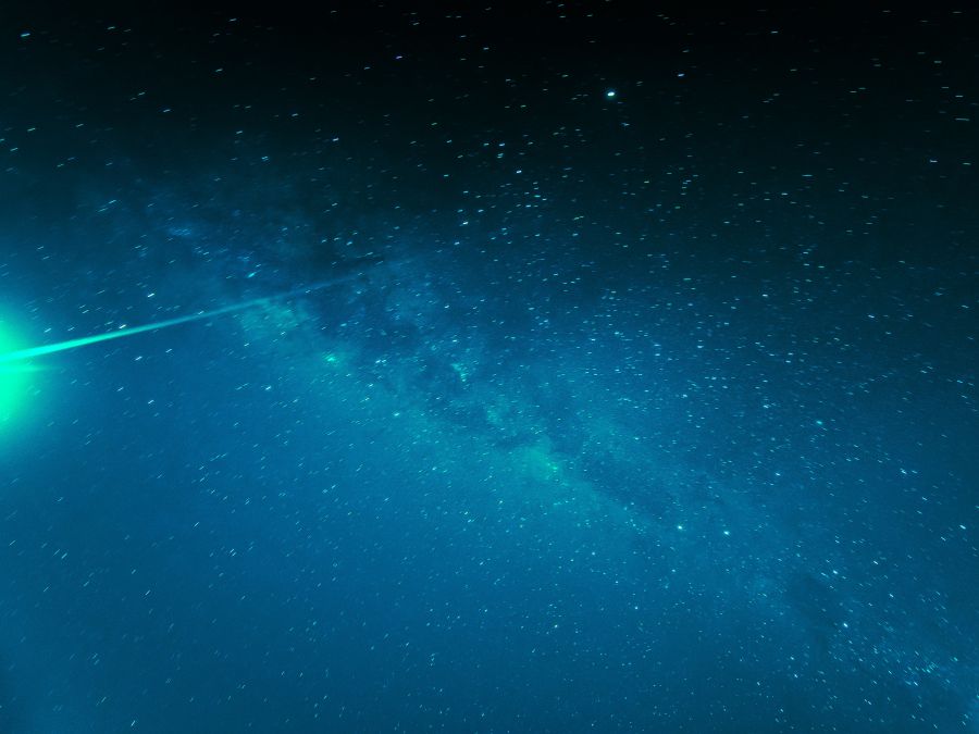 Egy kisebb tömeg-pszichózis alakul ki a mai napon a Vízöntő jegyében -  -  - asztrológia, 