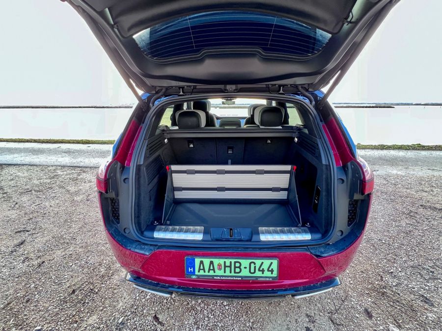 A nyugalom szigete – Range Rover Sport PHEV Autobiography - Autó & Motor - MOBILITY - 2023 range rover sport teszt, 2023 range sport plug-in hybrid teszt, range rover sport, range rover sport phev teszt, 