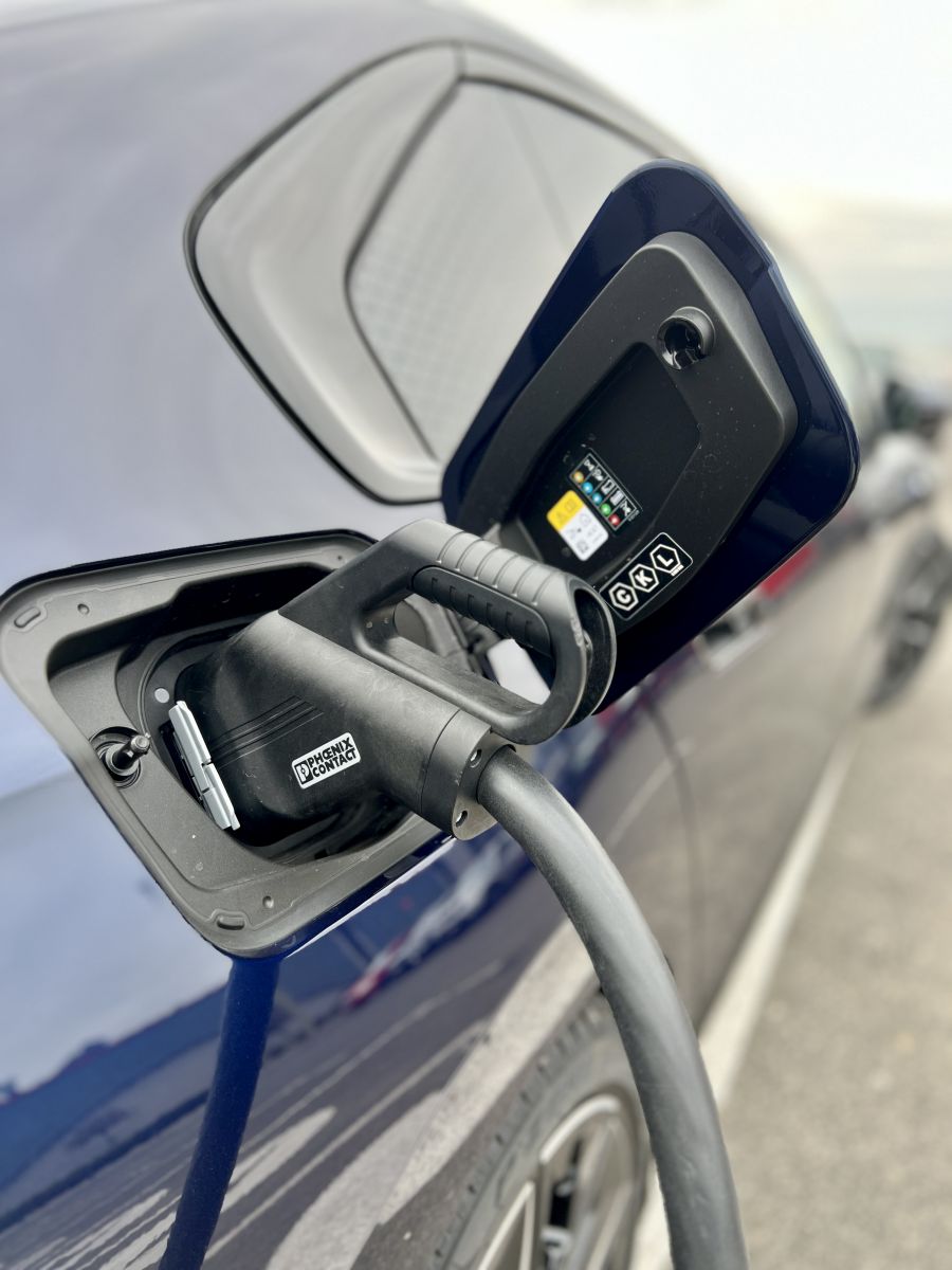 Egy tökéletes világ – BMW i7 xDrive60 - Autó & Motor - MOBILITY - BMW 7 elektromos teszt, BMW i7 teszt, BMW i7 xDrive60 teszt,