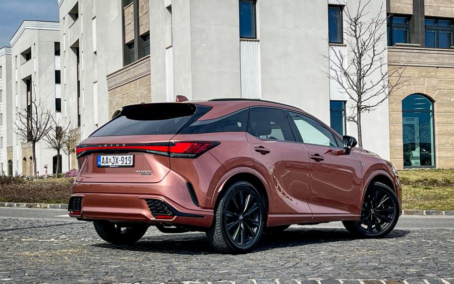 A legfontosabb modell – Lexus RX 500h F Sport - Autó & Motor - MOBILITY - 2023 Lexus RX 500h F Sport teszt, lexus rx, Lexus RX 500 hybrid teszt, Lexus RX 500h teszt, 