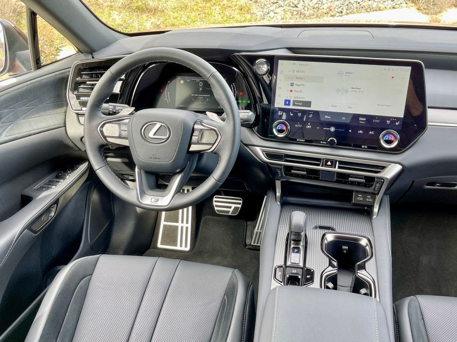 A legfontosabb modell – Lexus RX 500h F Sport - Autó & Motor - MOBILITY - 2023 Lexus RX 500h F Sport teszt, lexus rx, Lexus RX 500 hybrid teszt, Lexus RX 500h teszt, 