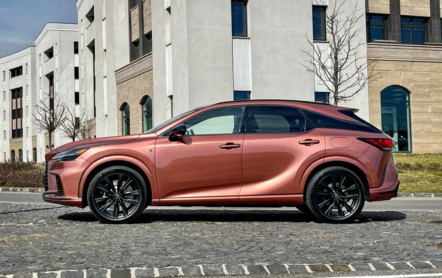 A legfontosabb modell – Lexus RX 500h F Sport - Autó & Motor - MOBILITY - 2023 Lexus RX 500h F Sport teszt, lexus rx, Lexus RX 500 hybrid teszt, Lexus RX 500h teszt, 