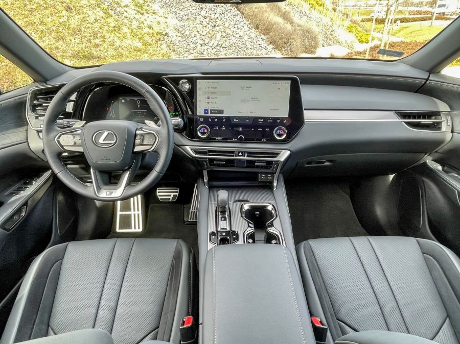 A legfontosabb modell – Lexus RX 500h F Sport - Autó & Motor - MOBILITY - 2023 Lexus RX 500h F Sport teszt, lexus rx, Lexus RX 500 hybrid teszt, Lexus RX 500h teszt, 