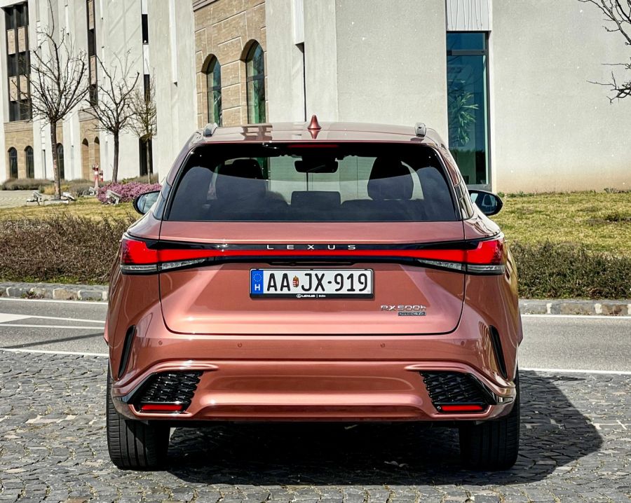 A legfontosabb modell – Lexus RX 500h F Sport - Autó & Motor - MOBILITY - 2023 Lexus RX 500h F Sport teszt, lexus rx, Lexus RX 500 hybrid teszt, Lexus RX 500h teszt, 