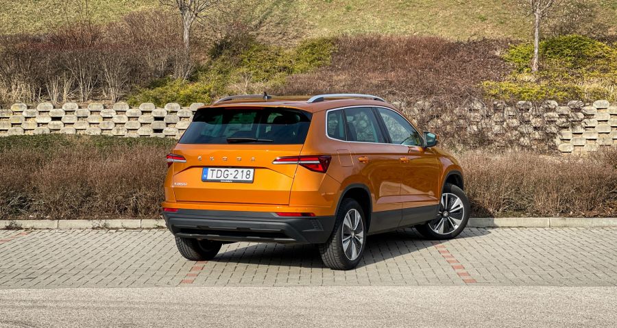 Kifogástalan – Skoda Karoq Style 1.5 TSI DSG - Autó & Motor - MOBILITY - karoq 2023, karoq teszt, Skoda karoq Style 1%2C5 Tsi DSG teszt, Skoda Karoq Style teszt, 