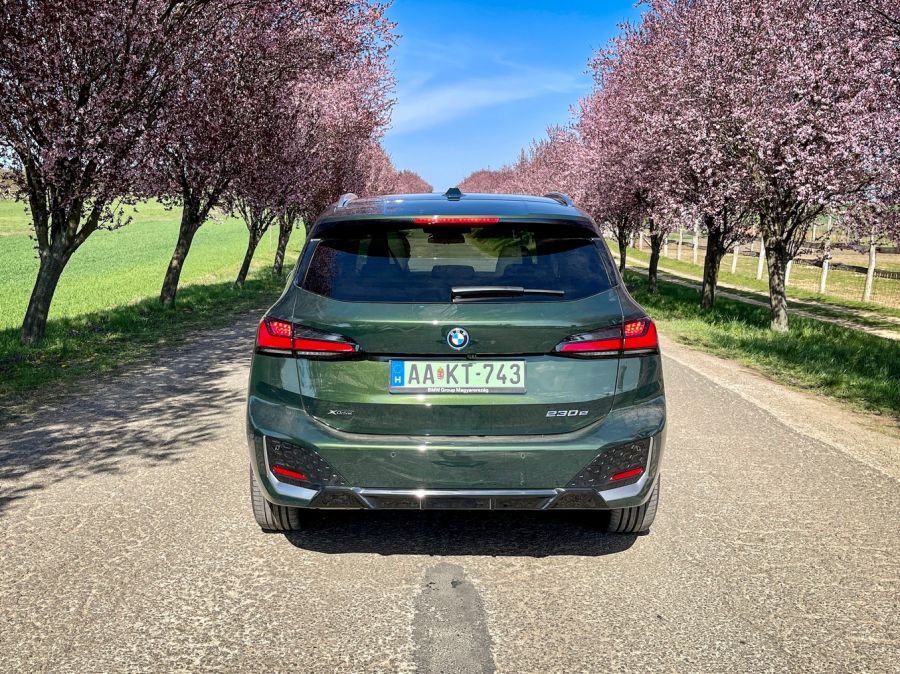 Sportos anyukáknak – BMW 230e Active Tourer - Autó & Motor - MOBILITY - 2023 BMW 230 PHEV teszt, 2023 BMW 230e Active Tourer teszt, Active Tourer BMW, BMW 2 Active Tourer teszt, BMW 230e teszt, 