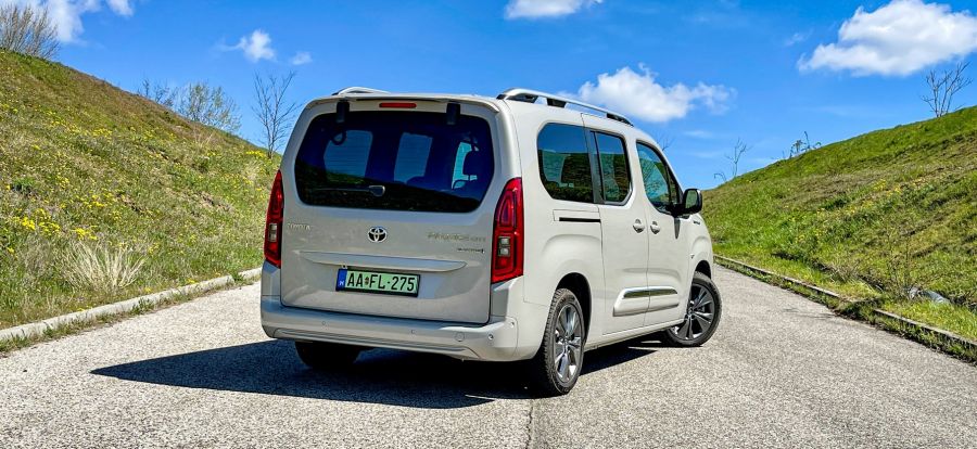 Az első elektromos Toyota – Toyota Proace City Verso EV Family - Autó & Motor - MOBILITY - proace city electric, proace city verso, proace city verso elektromos teszt, proace city verso ev, proace city verso teszt, Toyota Proace city verso EV family teszt, 