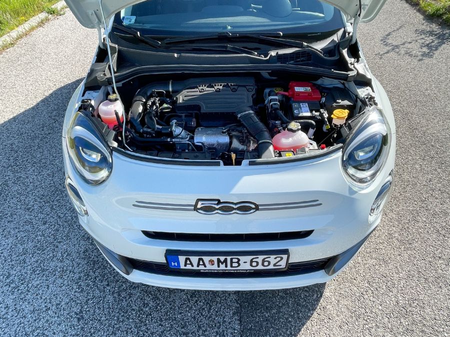 La vita e bella (Az élet szép) – Fiat 500 és Fiat 500X - Autó & Motor - MOBILITY - Autocentrum szabó fiat, fiat 500, Fiat 500 1.0 benzin, Fiat 500 és fiat 500x összehasonlítás, Fiat 500 teszt, Fiat 500 vs 500x teszt, Fiat 500x MHEV, Fiat 500x teszt,