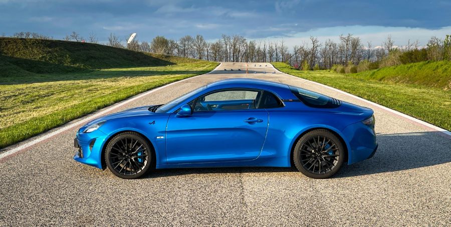 Az örökség a technika, a design és az érzés – Alpine A110S - Autó & Motor - MOBILITY - alpine a110, Alpine A110 teszt, Alpine teszt, 