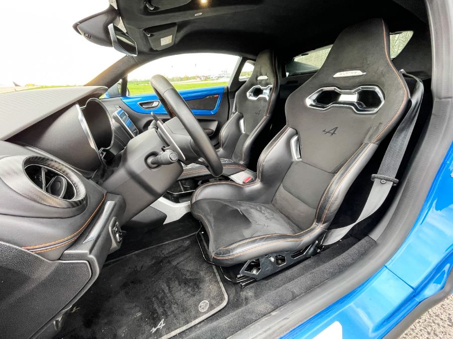 Az örökség a technika, a design és az érzés – Alpine A110S - Autó & Motor - MOBILITY - alpine a110, Alpine A110 teszt, Alpine teszt, 