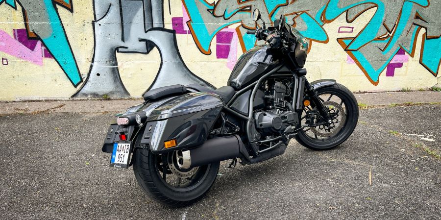 Lázadj, lázadj és továbbra is lázadj – Honda CMX1100T Rebel - Autó & Motor - MOBILITY - honda cmx1100T rebel teszt, honda rebel 1100 teszt, honda rebel 1100 touring, 