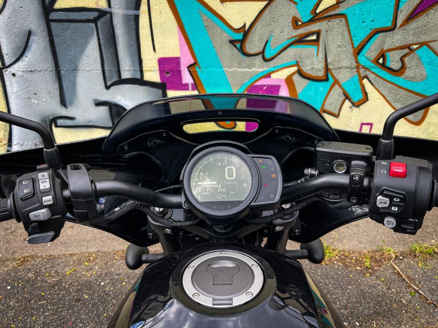 Lázadj, lázadj és továbbra is lázadj – Honda CMX1100T Rebel - Autó & Motor - MOBILITY - honda cmx1100T rebel teszt, honda rebel 1100 teszt, honda rebel 1100 touring, 