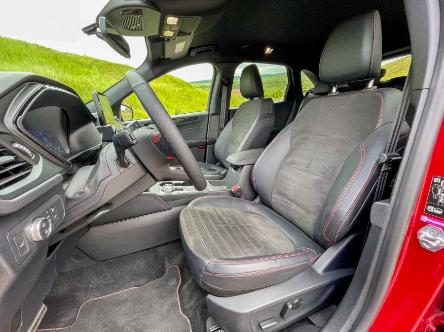 Mint a jó bor - Ford Kuga ST-Line FHEV - Autó & Motor - MOBILITY - Ford Kuga, Ford Kuga ST-Line full hybrid teszt, Kuga FHEV, Kuga FHEV teszt, kuga ford, Kuga ST LIne teszt, kuga teszt, 