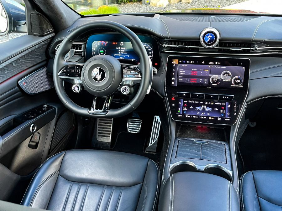 Végigsöpör, mint a Földközi tengeri szél - Maserati Grecale - Autó & Motor - MOBILITY - 2023 grecale maserati teszt, grecale, grecale gt, grecale teszt, maserati grecale, maserati SUV teszt, 