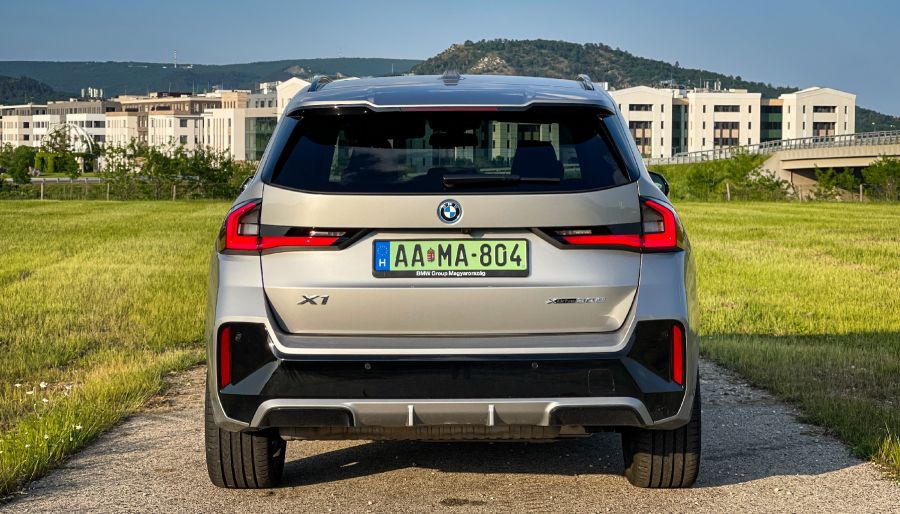 Tudatosan – BMW X1 xDrive30e - Autó & Motor - MOBILITY - 2023 BMW X1 30e teszt, 2023 BMW X1 plug-in hybrid teszt, 2023 BMW X1 xDrive30e teszt, BMW X1, BMW X1 PHEV teszt, BMW x1 teszt, X1 teszt, 