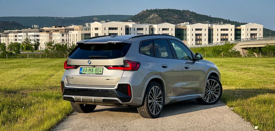 Tudatosan – BMW X1 xDrive30e - Autó & Motor - MOBILITY - 2023 BMW X1 30e teszt, 2023 BMW X1 plug-in hybrid teszt, 2023 BMW X1 xDrive30e teszt, BMW X1, BMW X1 PHEV teszt, BMW x1 teszt, X1 teszt, 