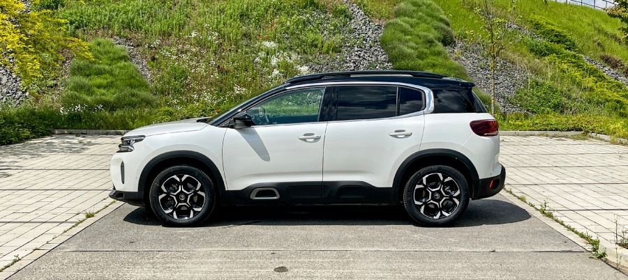 A vidám családi - Citroën C5 Aircross 1.5HDI Shine - Autó & Motor - MOBILITY - 2023 Citroen C5 Aircross 1%2C5 HDI Shine teszt, Aircross dízel teszt, c5 aircross, C5 Aircross dízel teszt, Ciroene C5 Aircross HDI teszt, Citroen teszt, 