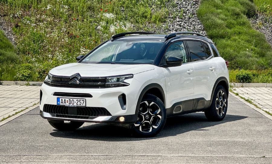 A vidám családi - Citroën C5 Aircross 1.5HDI Shine - Autó & Motor - MOBILITY - 2023 Citroen C5 Aircross 1%2C5 HDI Shine teszt, Aircross dízel teszt, c5 aircross, C5 Aircross dízel teszt, Ciroene C5 Aircross HDI teszt, Citroen teszt, 