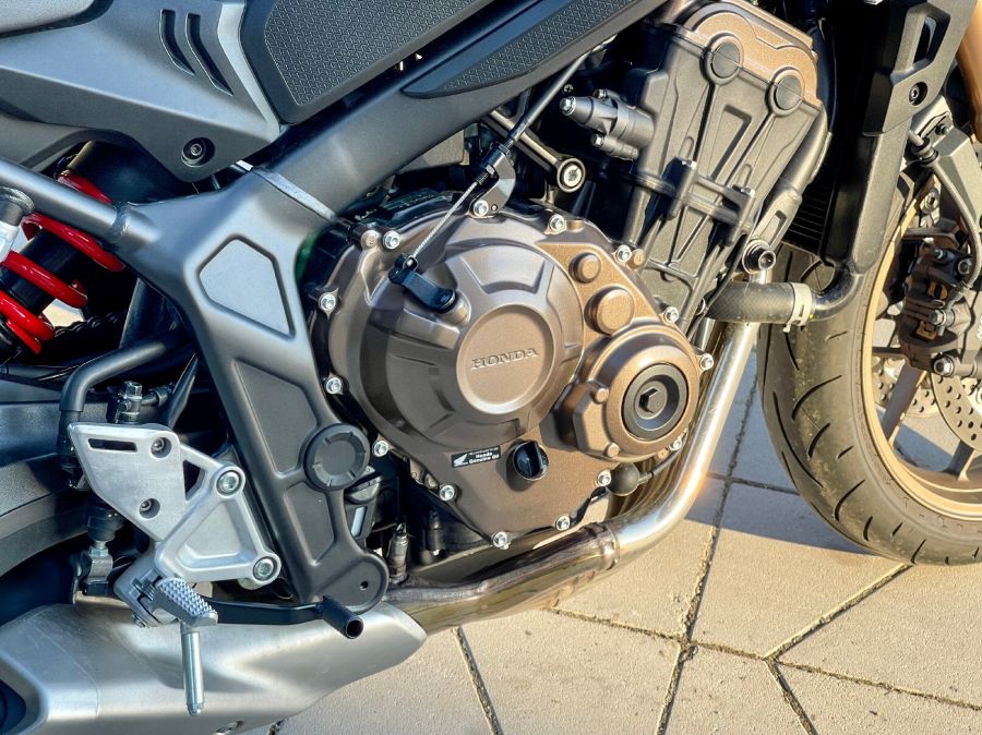 Célba érsz – Honda CB650R - Autó & Motor - MOBILITY - 2023 Honda CB650r teszt, cb650r, cb650r 2023, cb650r teszt, Honda CB650R, 