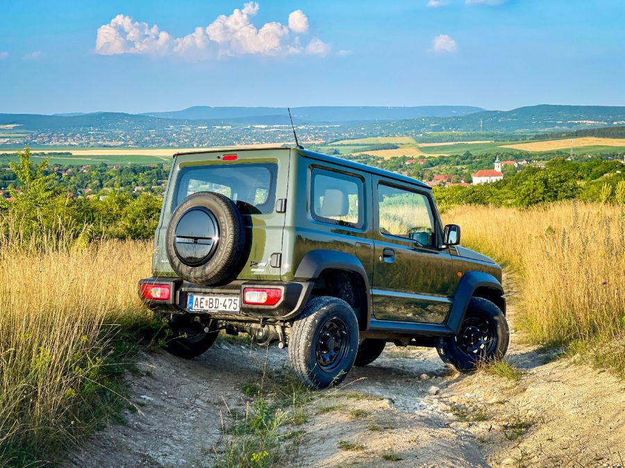 A legkedvesebb haszonjármű – Suzuki Jimny 4WD 5MT LCV - Autó & Motor - MOBILITY - jimny lcv teszt, jimny teszt, Suzuki Jimny, Suzuki jimny teszt,