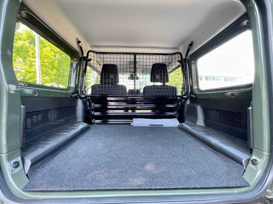 A legkedvesebb haszonjármű – Suzuki Jimny 4WD 5MT LCV - Autó & Motor - MOBILITY - jimny lcv teszt, jimny teszt, Suzuki Jimny, Suzuki jimny teszt,