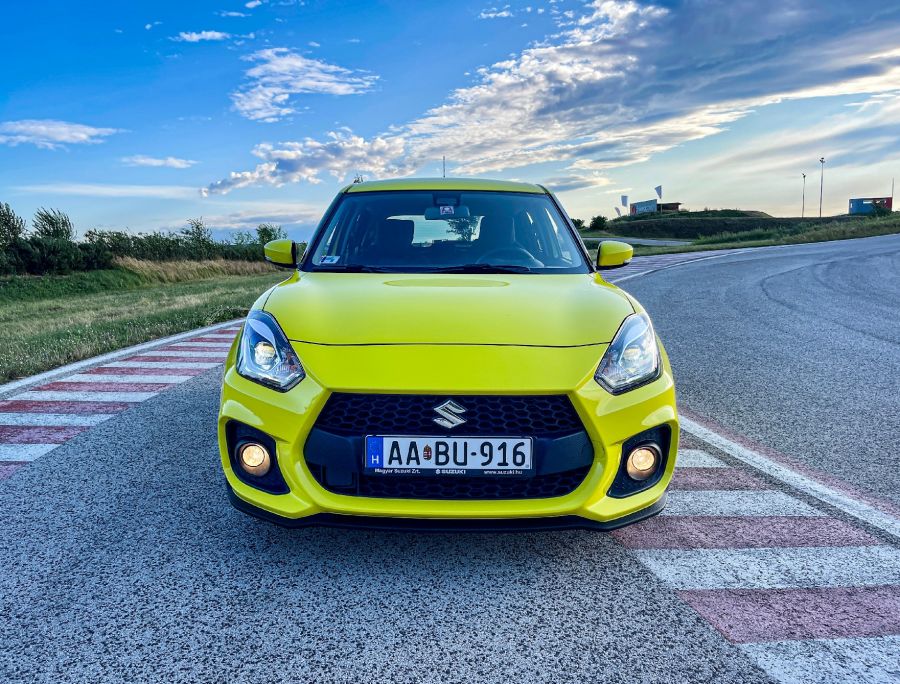 Ha már gyors, legyen sport is – Suzuki Swift Sport - Autó & Motor - MOBILITY - 2023 suzuki swift sport teszt, suzuki swift sport, swift sport, swift sport teszt, 
