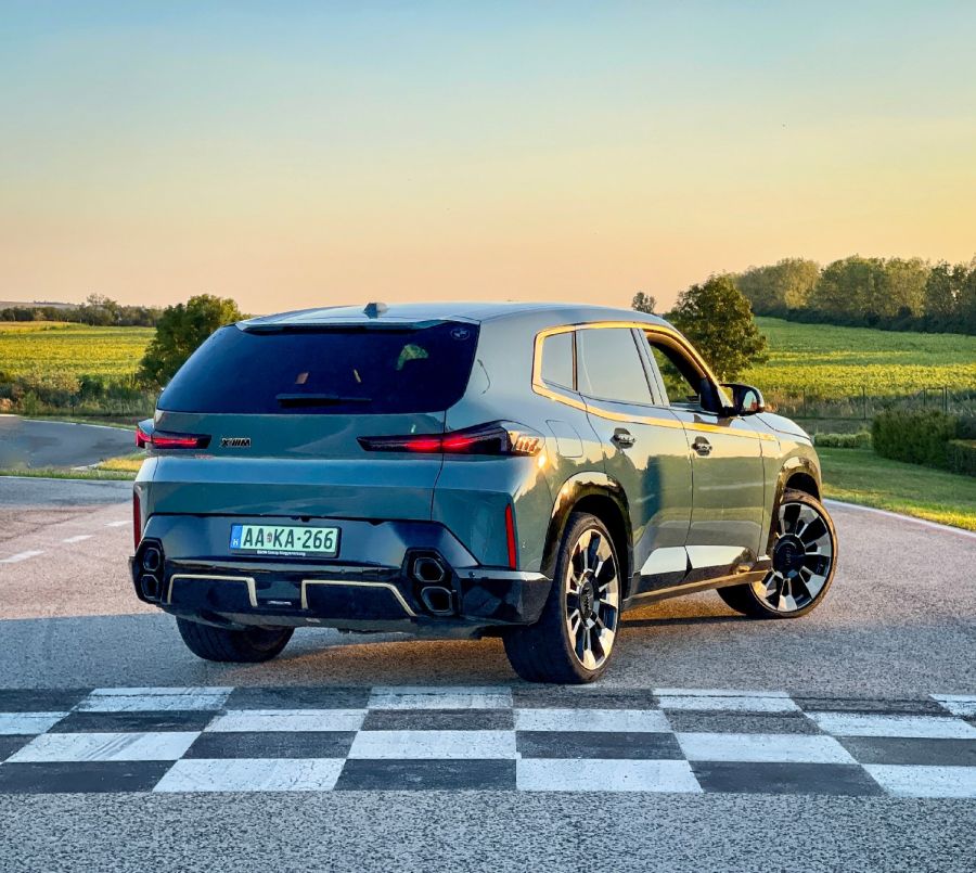 Irgalmatlan – BMW XM - Autó & Motor - MOBILITY - bmw xm, bmw xm plug-in hybrid teszt, BMW XM teszt,
