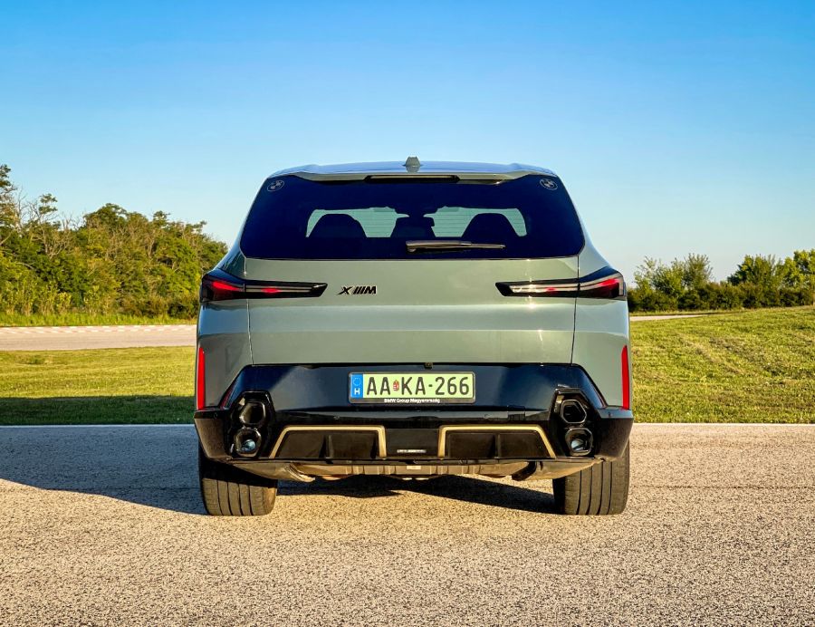 Irgalmatlan – BMW XM - Autó & Motor - MOBILITY - bmw xm, bmw xm plug-in hybrid teszt, BMW XM teszt,