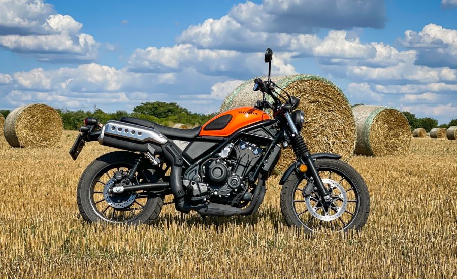 Elsőre mást hallasz bele, de így sem csalódás – Honda CL500 - Autó & Motor - MOBILITY - cl500 honda teszt, cl500 scrambler, cl500 teszt, honda cl 500 teszt, scrambler teszt,