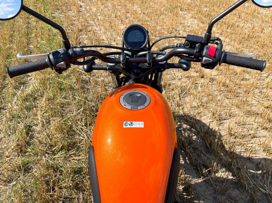Elsőre mást hallasz bele, de így sem csalódás – Honda CL500 - Autó & Motor - MOBILITY - cl500 honda teszt, cl500 scrambler, cl500 teszt, honda cl 500 teszt, scrambler teszt,