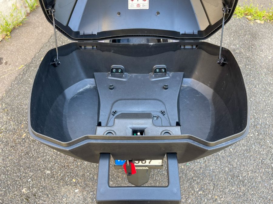 Mások miért nem így csinálják? – Honda Forza 350 - Autó & Motor - MOBILITY - forza, forza 350, forza 350 teszt, honda, honda forza, honda forza 350 teszt, honda teszt,