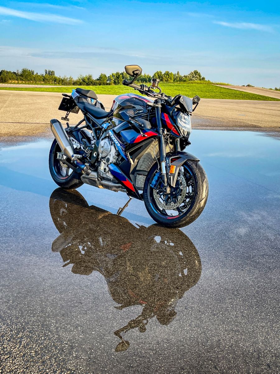 A meztelenség csúcsa – BMW M 1000 R - Autó & Motor - MOBILITY - 2023 M1000R, BMW M 1000 R teszt, BMW M1000R teszt, M1000R, M1000R teszt, 