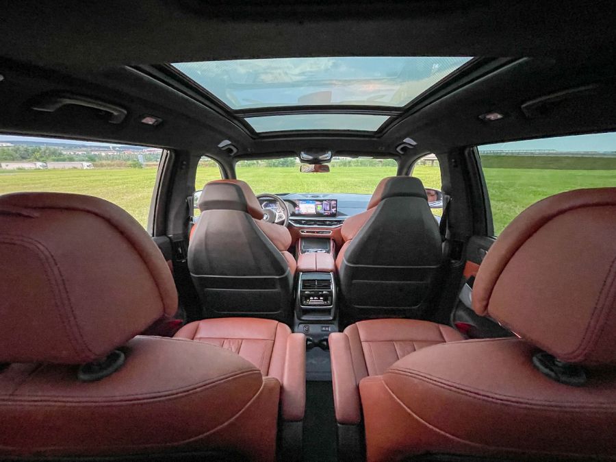 Nem helyrajzi kérdés – BMW X7 M60i xDrive - Autó & Motor - MOBILITY - 2023 BMW X7 M60i teszt, 2023 X7 M60i, BMW X7, BMW X7 M60i xDrive teszt, BMW X7 teszt, x7, x7 m60i, X7 M60i teszt, 