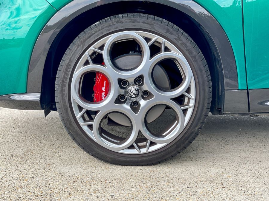 Művészet és technika – Alfa Romeo Tonale 1,5 MultiAir e-Hybrid Veloce - Autó & Motor - MOBILITY - Alfa romeo tonale e-Hybrid veloce teszt, alfa romeo tonale teszt, alfa tonale teszt, Tonale 1.5 multiair tonale teszt, tonale e-hybrid teszt, 