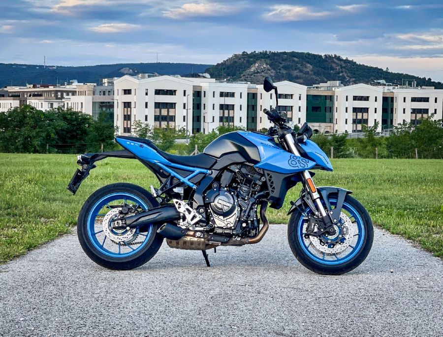 Élmény, játék, szórakozás – Suzuki GSX-8S - Autó & Motor - MOBILITY - suzuki GSX S8 teszt, Suzuki S8 teszt, 