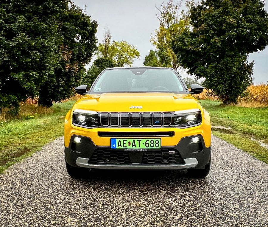 A legjobbnak ítélt – Jeep Avenger Summit - Autó & Motor - MOBILITY - 2023 car of the year teszt, 2023 Jeep Avenger teszt, Jeep autocentrumszabo, Jeep Avenger electric teszt, Jeep Avenger Summit teszt, Jeep Avenger teszt, 
