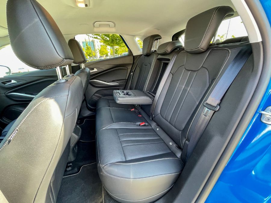 Örülök, hogy újra látlak! Jól nézel ki! – Opel Grandland Plug-in Hybrid Ultimate - Autó & Motor - MOBILITY - grandland 2023, grandland plug in hybrid, grandland teszt, opel Grandland PHEV Ultimate teszt, Opel grandland teszt, 