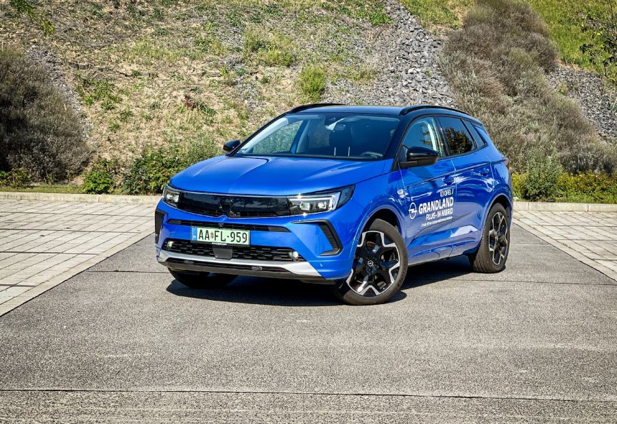 Örülök, hogy újra látlak! Jól nézel ki! – Opel Grandland Plug-in Hybrid Ultimate - Autó & Motor - MOBILITY - grandland 2023, grandland plug in hybrid, grandland teszt, opel Grandland PHEV Ultimate teszt, Opel grandland teszt, 