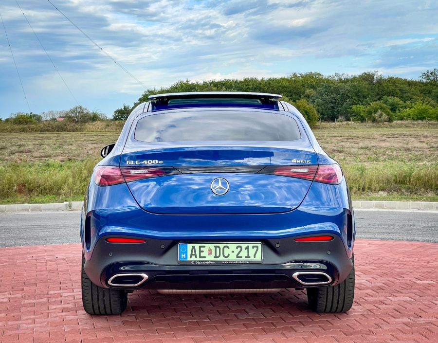 Amikor a presztízsből luxus lesz – Mercedes Benz GLC 400e 4Matic Coupé - Autó & Motor - MOBILITY - glc coupe 2023, glc coupe 400e, GLC coupé PHEV teszt, glc mercedes, Mercedes GLC coupé 400e teszt, Mercedes-Benz GLC 400e teszt, 