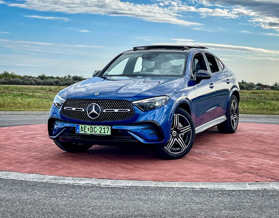 Amikor a presztízsből luxus lesz – Mercedes Benz GLC 400e 4Matic Coupé - Autó & Motor - MOBILITY - glc coupe 2023, glc coupe 400e, GLC coupé PHEV teszt, glc mercedes, Mercedes GLC coupé 400e teszt, Mercedes-Benz GLC 400e teszt, 