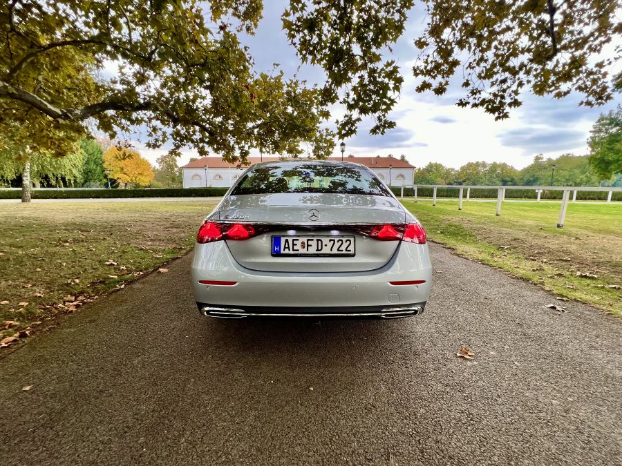 Szemet gyönyörködtető látvány – Mercedes-Benz E osztály bemutató - Autó & Motor - MOBILITY - 2023 Mercedes E, E osztály bemutató, mercedes benz, mercedes benz e osztály, mercedes e bemutató, 